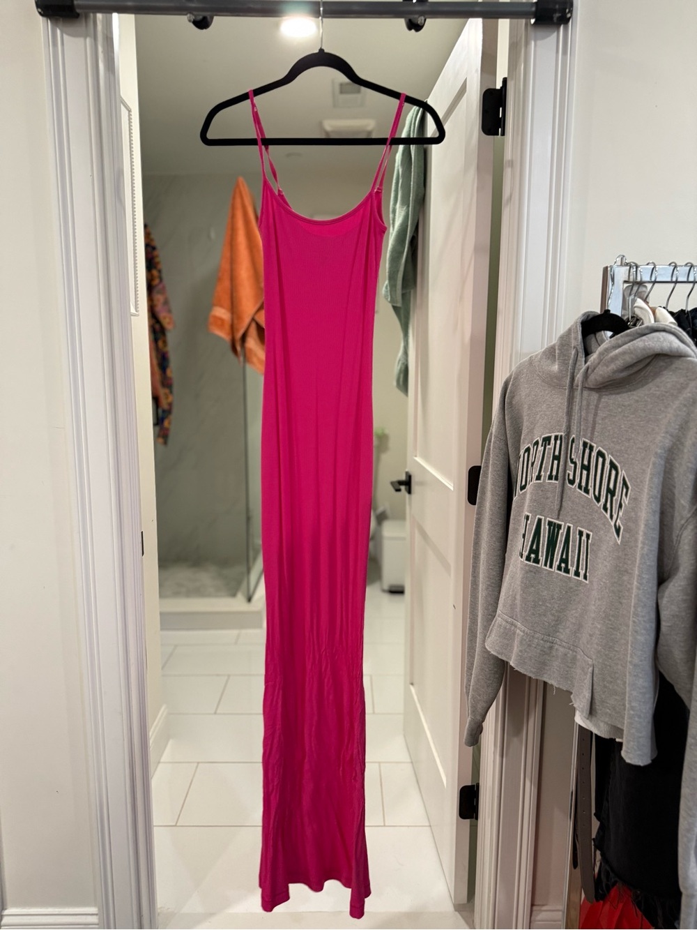 SKIMS Hot Pink Slim-Fit Maxi Dress - Picture 3 of 6